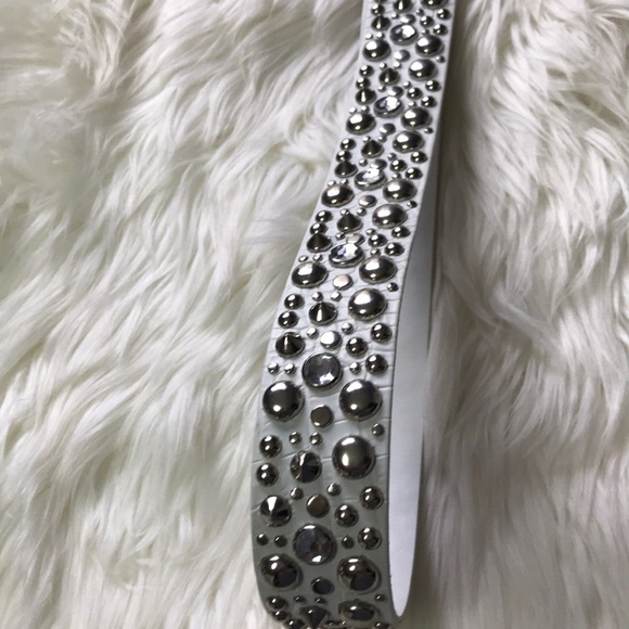 Authentic Versace studded belt - Picture 4 of 8